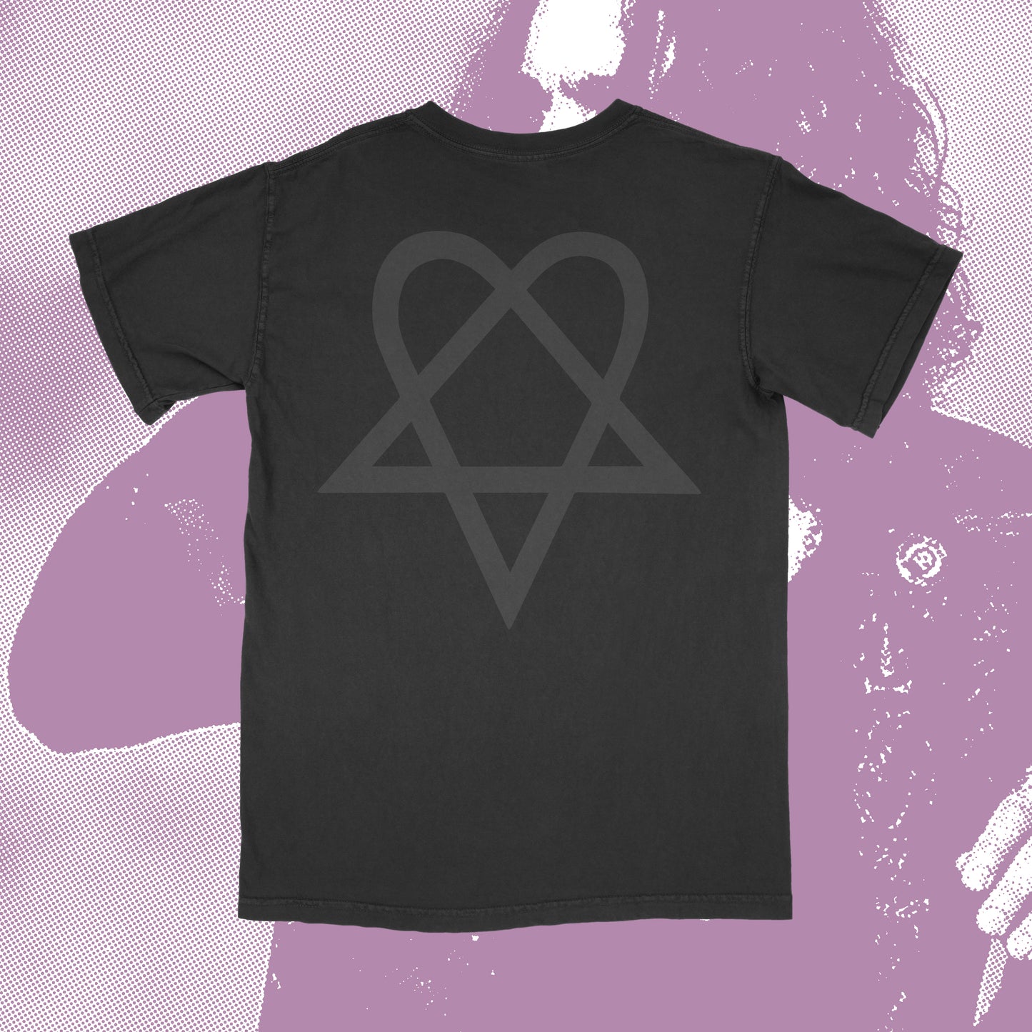 VALO GLOWING EYES T-SHIRT *PRE-ORDER*